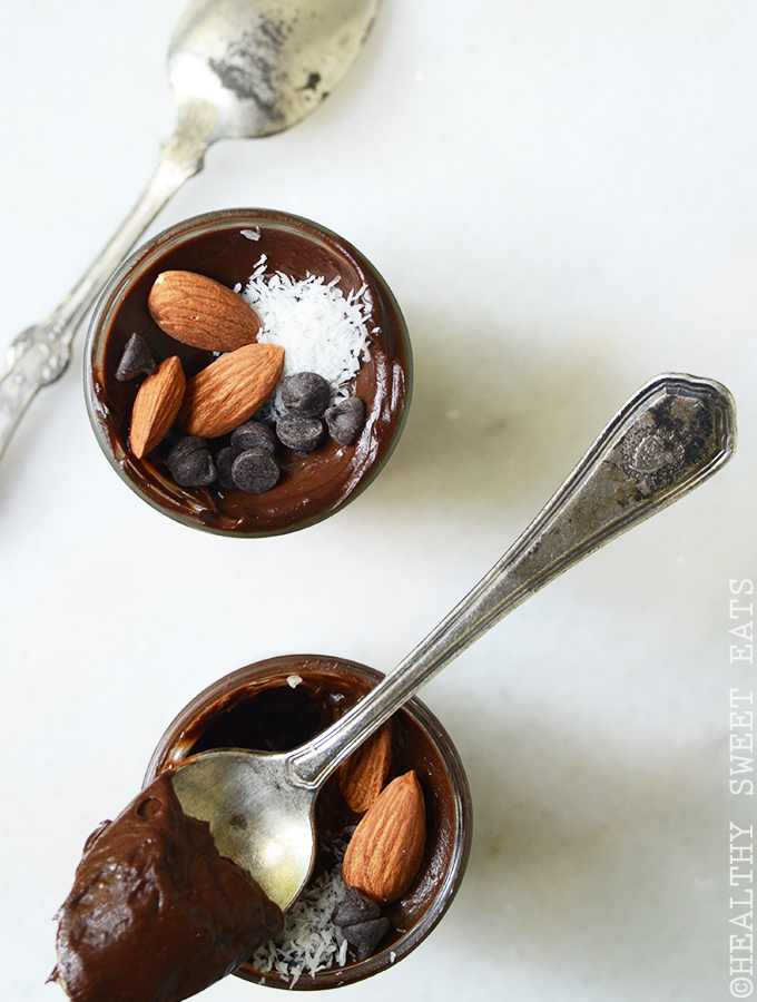 5-Minute-Classic-Chocolate-Avocado-Mousse-2