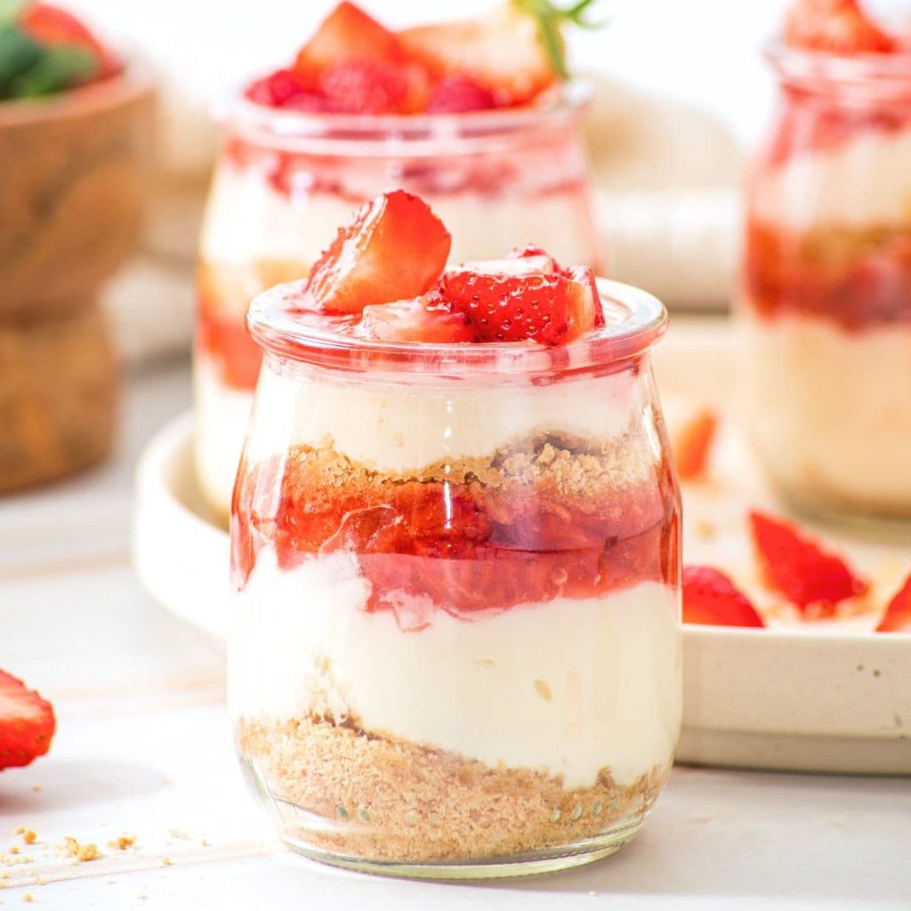 Low Carb No Bake Cheesecake Mousse with Fresh Strawberry Sauce